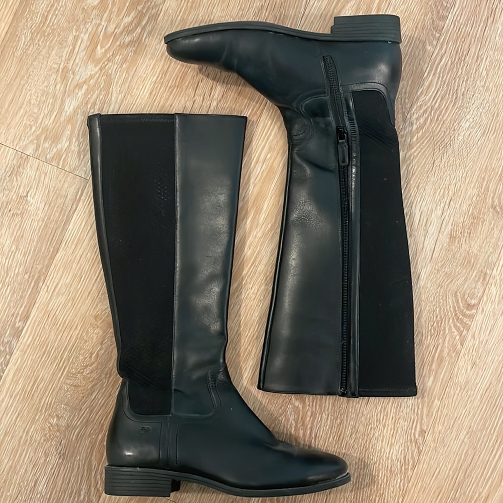 Cole Haan Womens Knee High Leather Boots, Black, Size W7 (Great Condition)